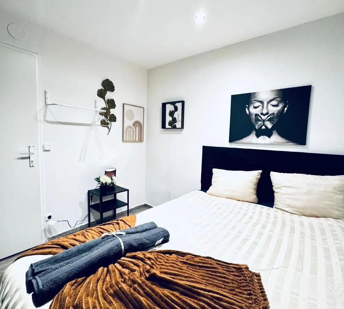 Elegant 5-Br Shared Home Ideal For Groups & Families Vienna Apartment