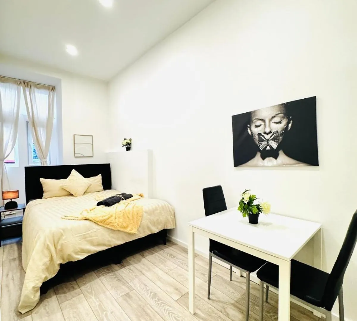Apartment Elegant 5-Br Shared Home Ideal For Groups & Families Vienna Austria